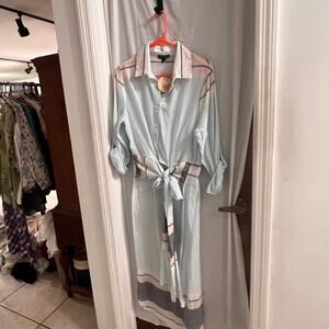 Thread story blue white striped with cropped tie front and long back size lg